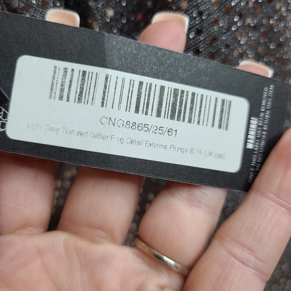 PrettyLittleThing Extreme Plunge Silver Sequin Party Dress Size 12 - Picture 5 of 9